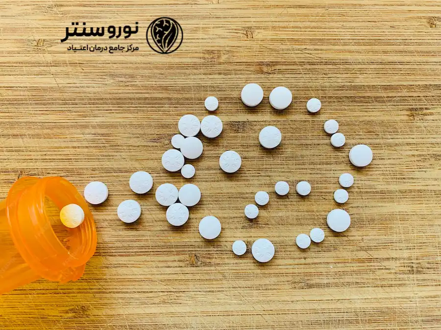 رابطه قرص کلونیدین و ترک اعتیاد | فواید، عوارض، نکات ایمنی و همه در مرکز ترک اعتیاد نوروسنتر 1404 2 رابطه قرص کلونیدین و ترک اعتیاد | فواید، عوارض، نکات ایمنی و همه در مرکز ترک اعتیاد نوروسنتر 1404